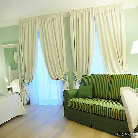 Ξενοδοχείο Palace - Ristorante & 4*
