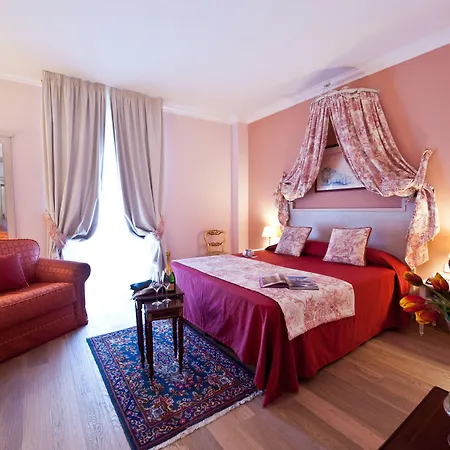 Palace - Bistrot & Отель 4*