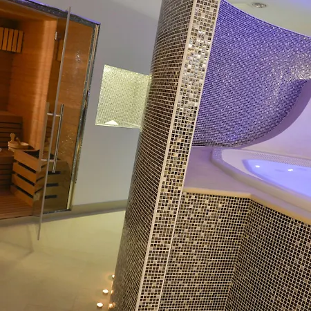 Palace - Bistrot & Отель