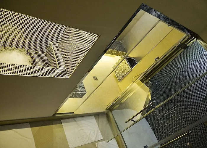 ホテル Palace - Bistrot & 4*