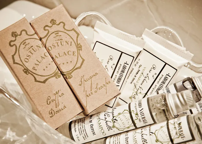 Palace - Bistrot & ホテル 4*