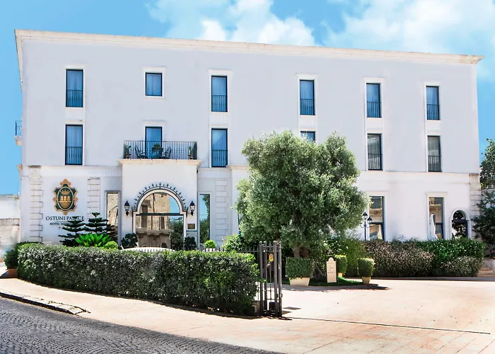 Palace - Bistrot & ホテル