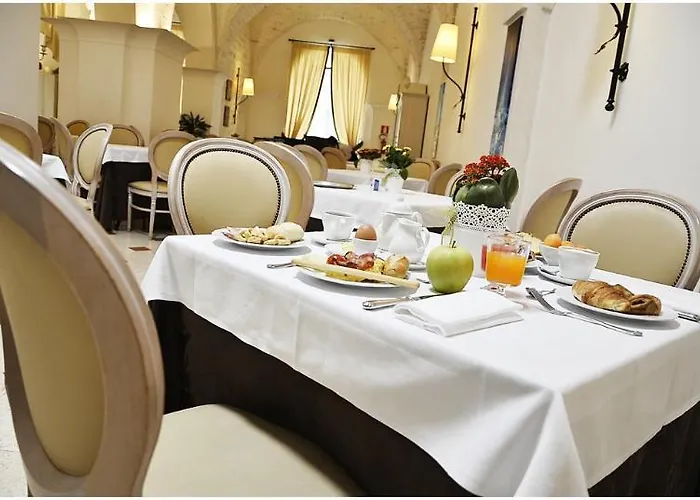 奥斯图尼皇宫 - 会议温泉酒店 奥斯图尼